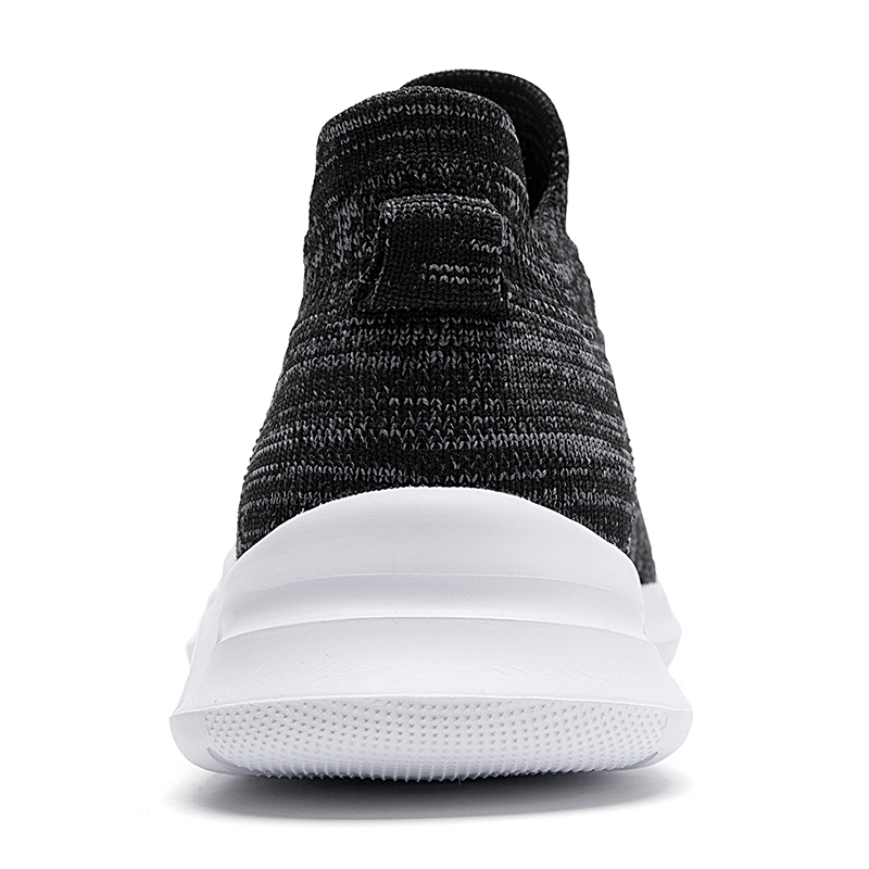 Sepatu Flyknit (1)